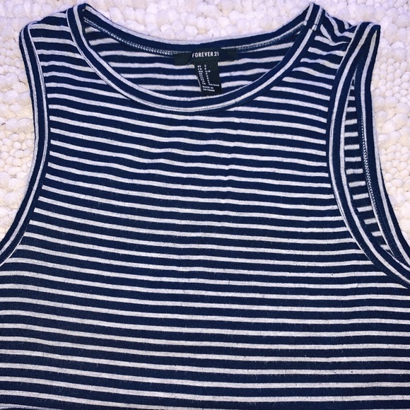 Cropped Tank! - Picture 2 of 2